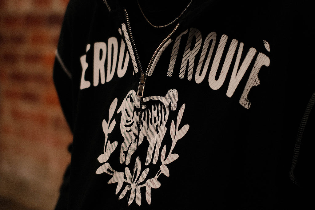 PERDU ET TROUVÉ BLACK HOODIE